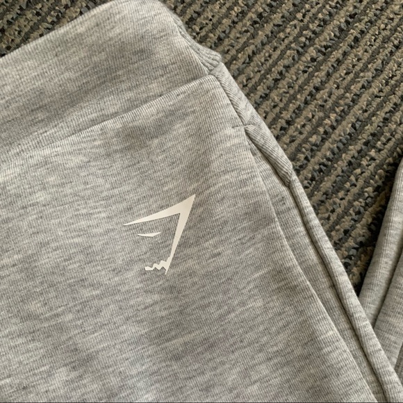 Gymshark ‘Warm Up’ Joggers (XS) - light grey marl - Picture 2 of 9